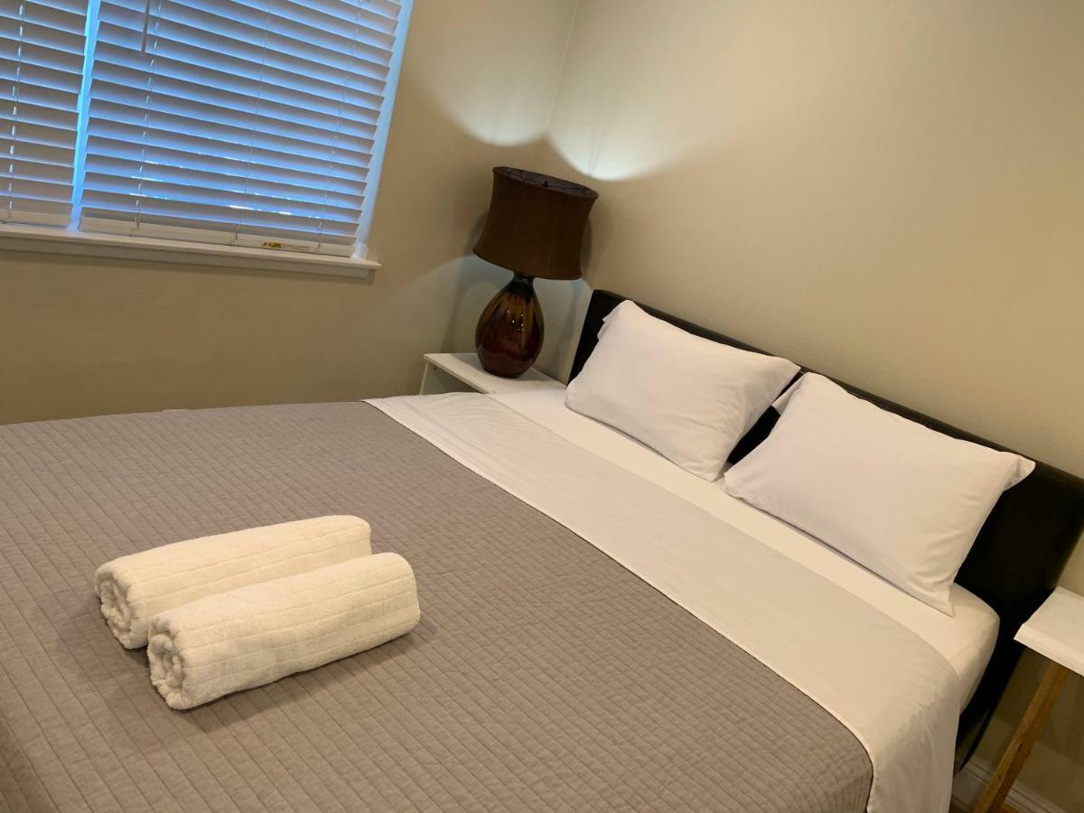 Lovely Room In Private House Near Disneyland Anaheim Extérieur photo