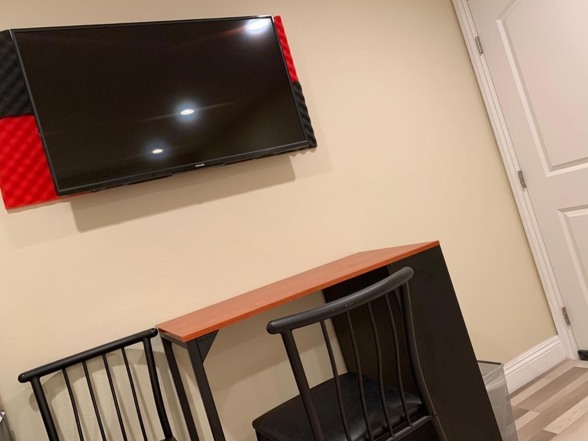 Lovely Room In Private House Near Disneyland Anaheim Extérieur photo